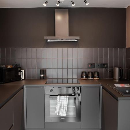 Stylish & Recently Refurbished Chester Apartment - Up To 6 Exteriör bild