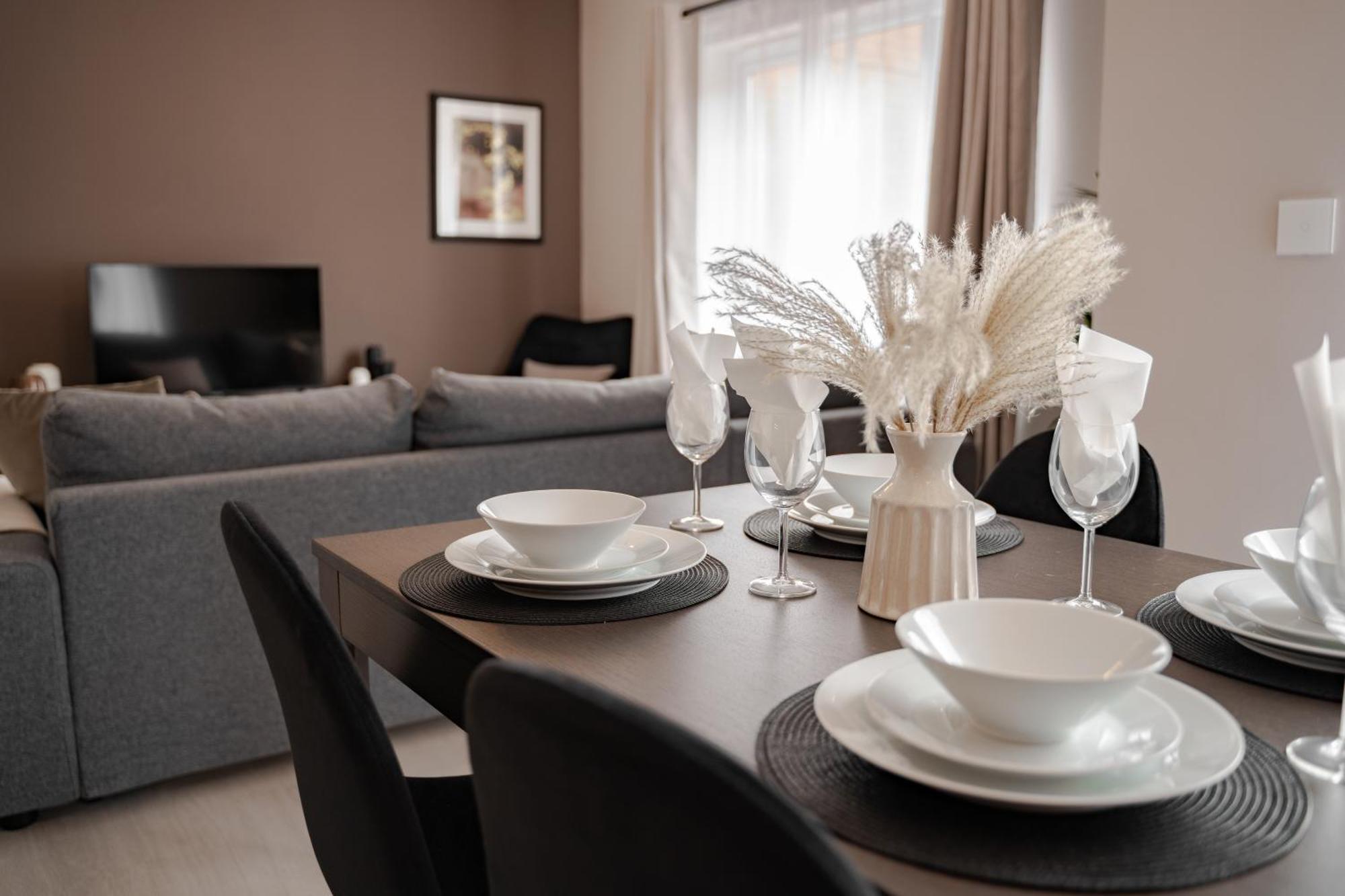 Stylish & Recently Refurbished Chester Apartment - Up To 6 Exteriör bild
