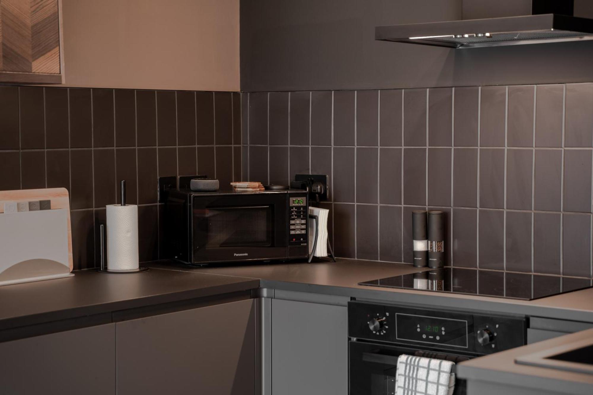 Stylish & Recently Refurbished Chester Apartment - Up To 6 Exteriör bild